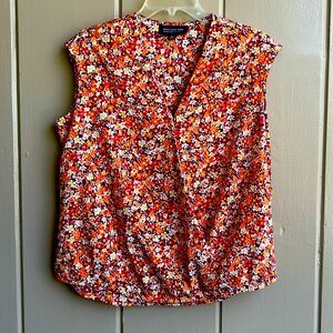 Jones New York Faux Wrap Sleeveless Floral Blouse_Size PL